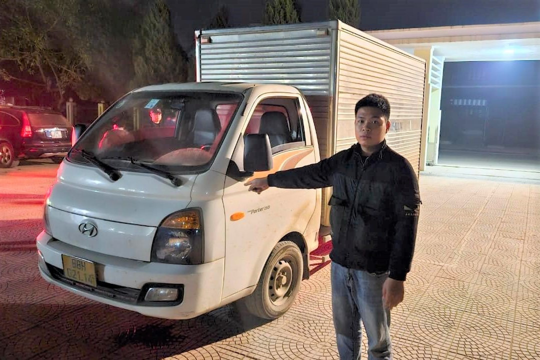 Phạm Văn Trung cùng phương tiện gây tai nạn chết người. Ảnh: CACC Phạm Văn Trung cùng phương tiện gây tai nạn chết người. Ảnh: CACC