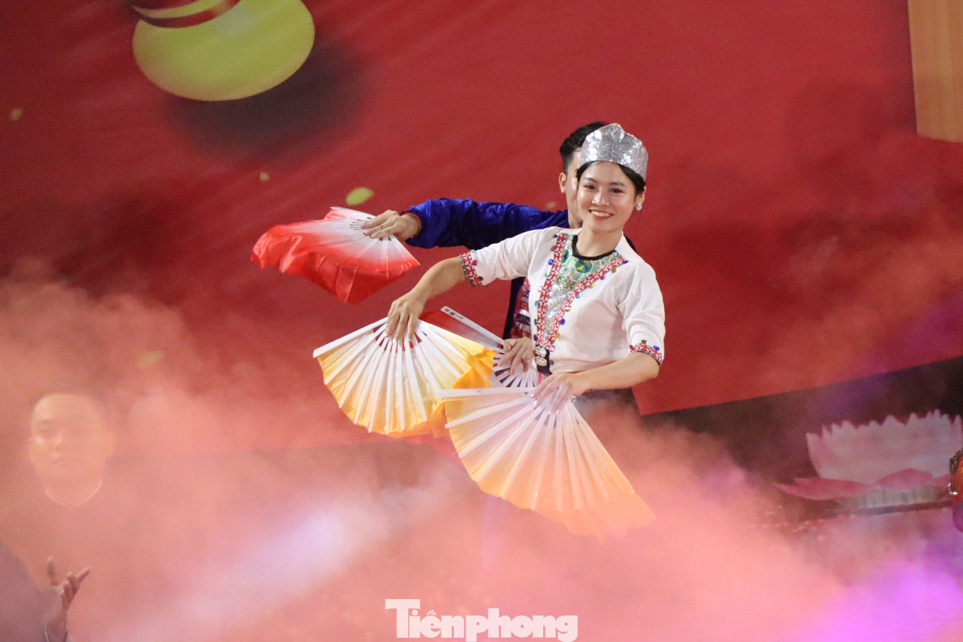 Tại lễ cầu ngư, nhiều tiết mục văn nghệ đặc sắc, giàu giá trị văn hóa dân tộc được trình diễn.