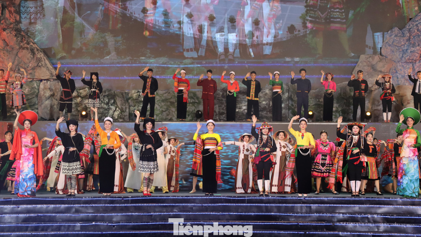 Chương trình được tổ chức nhằm bảo tồn, phát huy giá trị văn hóa truyền thống các dân tộc tăng cường quảng bá, giới thiệu tiềm năng du lịch và di sản văn hóa các dân tộc tỉnh Hòa Bình.