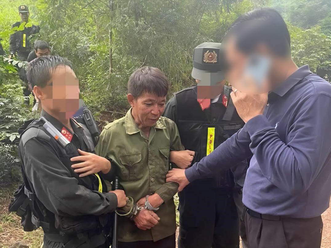 Vây bắt thành công nghi phạm Đinh Văn Thành. Ảnh: CACC Vây bắt thành công nghi phạm Đinh Văn Thành. Ảnh: CACC