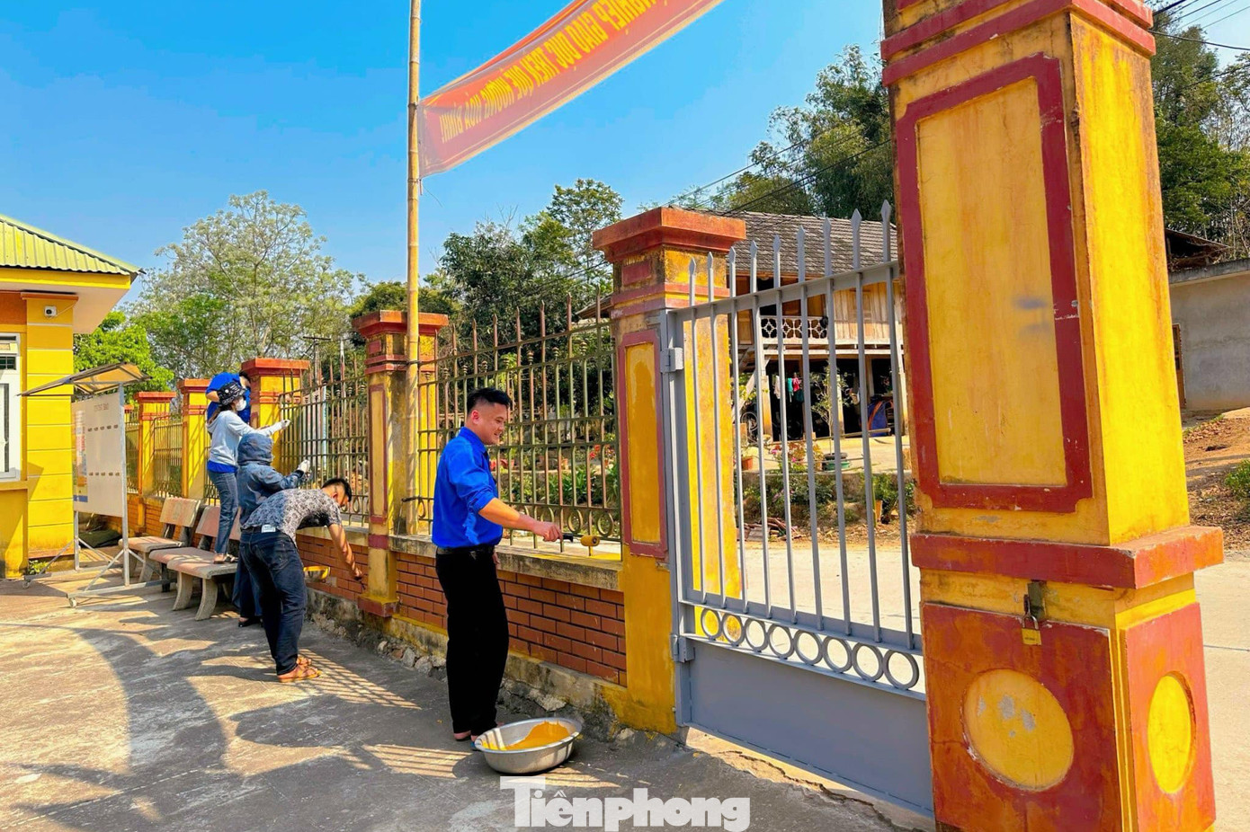 Ngày cao điểm “Tình nguyện chung tay xây dựng nông thôn mới" và "Ngày chủ nhật xanh” nằm trong khuôn khổ Tháng Thanh niên năm 2024. Đây là chương trình nhằm nâng cao nhận thức, vai trò của tuổi trẻ cùng cộng đồng trong việc chung tay xây dựng nông thôn mới và văn minh đô thị.