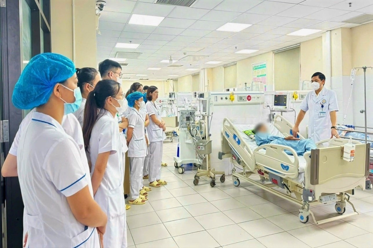 Bệnh viện Đa khoa tỉnh Hòa Bình đang điều trị 2 bệnh nhân bị nhiễm vi khuẩn ăn thịt người.