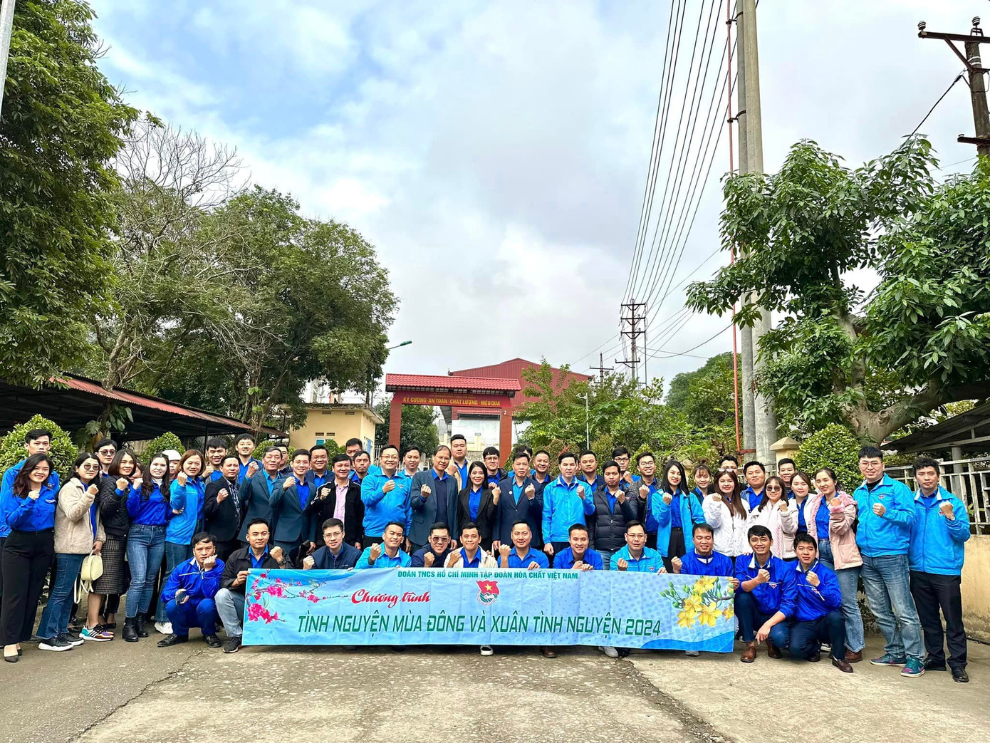 Thành viên trong chương trình “Xuân gắn kết - Tết yêu thương”.