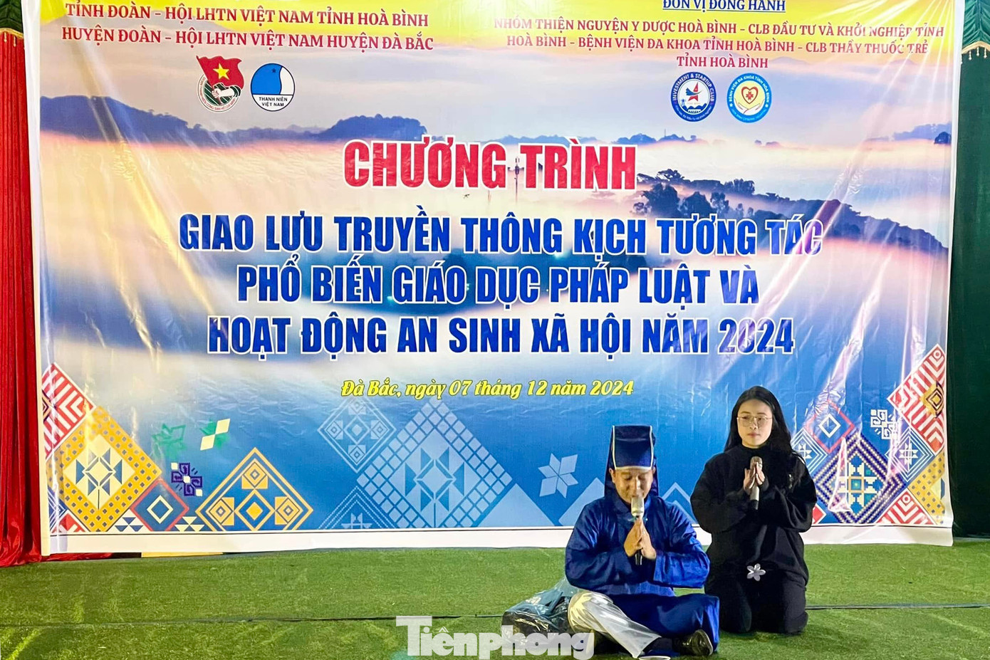 Tiết mục biểu diễn với nội dung phổ biến giáo dục pháp luật.
