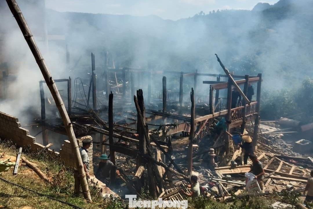 Mọi tài sản đều bị cháy, ước tính thiệu hại khoảng 210 triệu đồng.