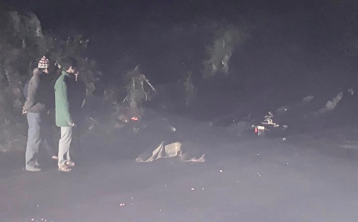 Hiện trường vụ tai nạn khiến 3 người thương vong. Hiện trường vụ tai nạn khiến 3 người thương vong.