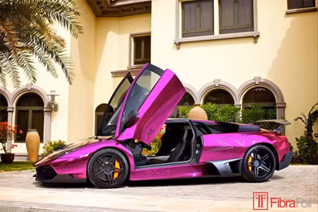 Lamborghini LP670-4SV màu tía