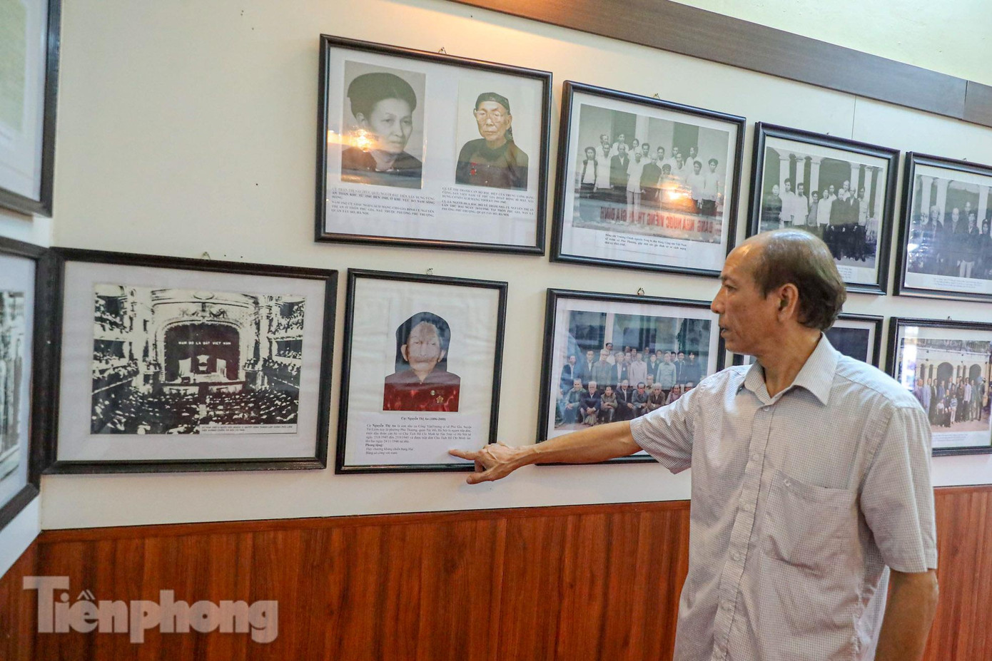 "Đây không chỉ là niềm vui và niềm tự hào của chính bản thân ông mà còn là niềm tự hào của nhiều người dân địa phương, Việc công nhận di tích cấp quốc gia đối với nơi ở và làm việc của Chủ tịch Hồ Chí Minh đã khẳng định đúng giá trị, ý nghĩa lịch sử của ngôi nhà", ông Dũng chia sẻ.