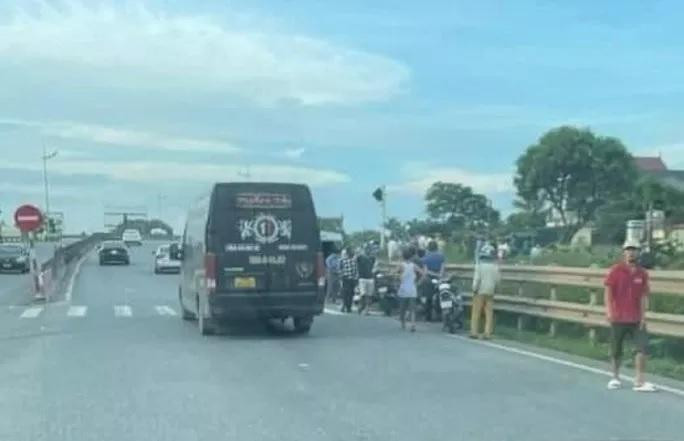 Hiện trường vụ tai nạn thương tâm