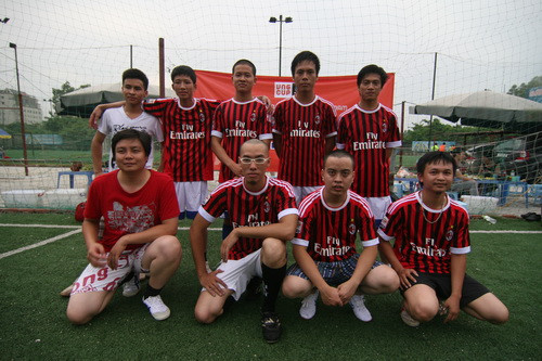 Đội bóng báo Tiền phong