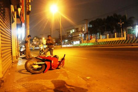 Tổ lái trên quốc lộ, tự gây tai nạn tử vong ảnh 1