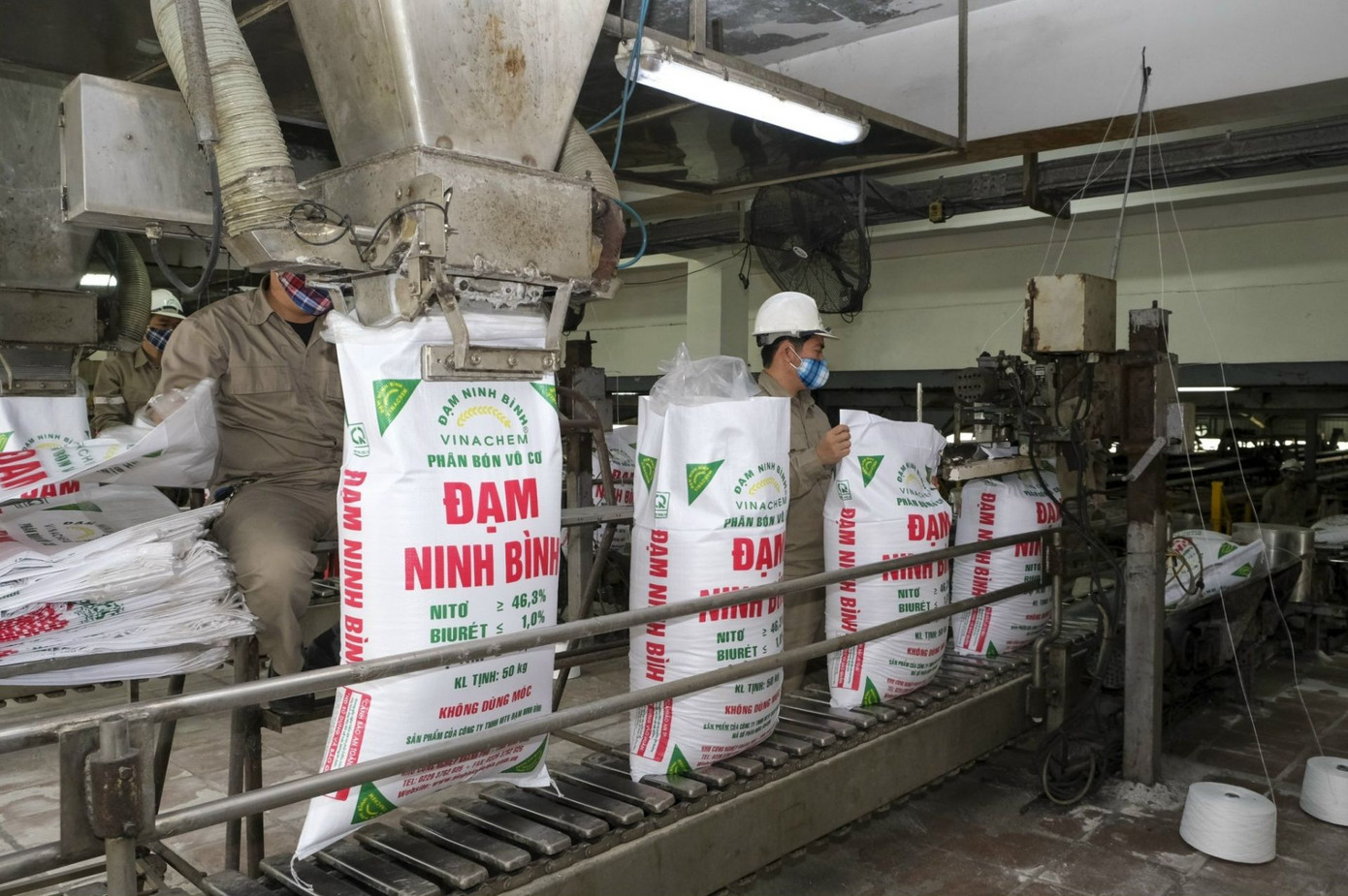 Nhà máy sản xuất đạm Ninh Bình đã duy trì hoạt động ổn định, hiệu quả hoạt động kinh doanh có nhiều chuyển biến tích cực Nhà máy sản xuất đạm Ninh Bình đã duy trì hoạt động ổn định, hiệu quả hoạt động kinh doanh có nhiều chuyển biến tích cực