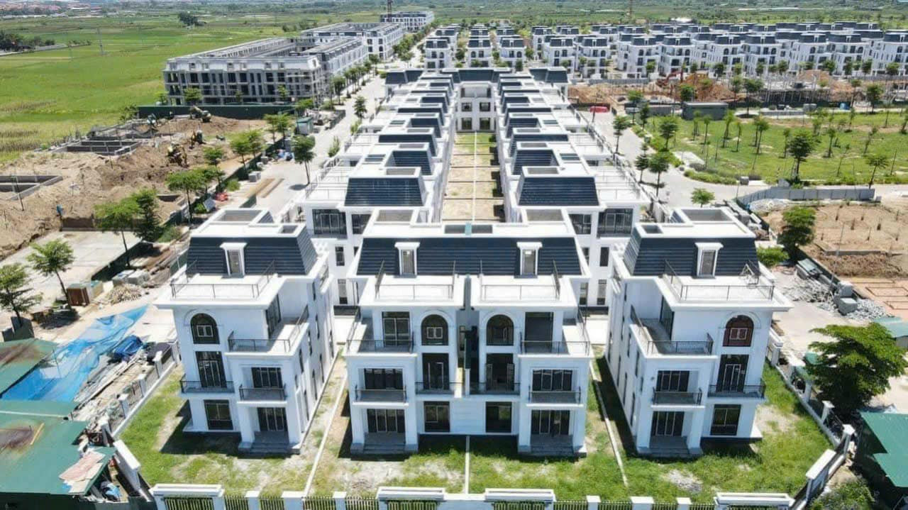 Ngân hàng Nhà nước cho biết, tỷ trọng tín dụng bất động sản cao trên tổng dư nợ còn cao, tiềm ẩn rủi ro tín dụng.