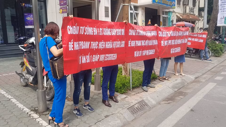Hà Nội: Chủ dự án EcoLake View 'chống lệnh' phường, không đối thoại với dân? ảnh 3 Hà Nội: Chủ dự án EcoLake View 'chống lệnh' phường, không đối thoại với dân? ảnh 3