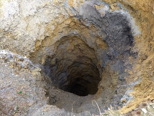 Nhiều 'hố tử thần' xuất hiện ở Bắc Kạn ảnh 1