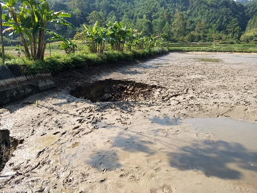 Nhiều 'hố tử thần' xuất hiện ở Bắc Kạn ảnh 2