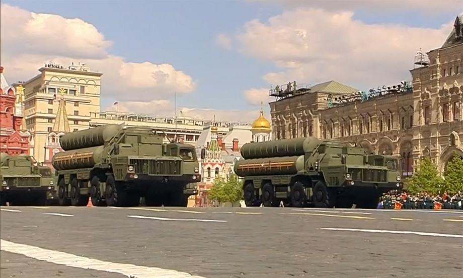 Hệ thống phòng không S-400. Hệ thống phòng không S-400.