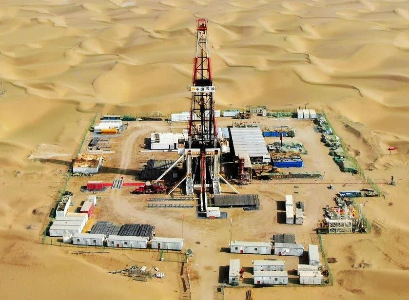 Dự án khoan hố được thực hiện ở vùng Tân Cương. (Ảnh: Xinhua)