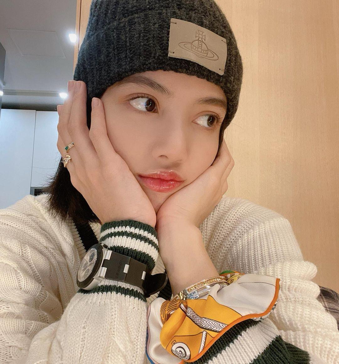 Cố gắng hết sức nhưng cũng nhẹ nhàng chấp nhận mọi thứ bởi vì sự ngẫu nhiên của số phận cũng sẽ góp phần cho kết quả. Cố gắng hết sức nhưng cũng nhẹ nhàng chấp nhận mọi thứ bởi vì sự ngẫu nhiên của số phận cũng sẽ góp phần cho kết quả.