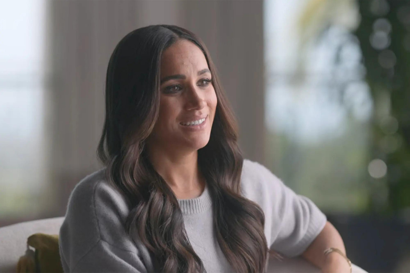 Meghan tự tin hơn chồng trong phim tài liệu. Ảnh: Netflix.