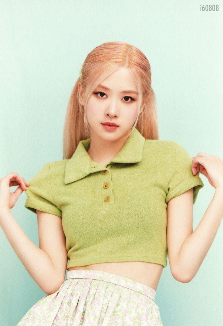 6. Rosé (BlackPink): Rosé nhận được hơn 68.000 bình chọn, giữ hạng 6. Cô là thành viên BlackPink có vị trí cao nhất trong danh sách. Rosé, tên thật là Park Chae Young, sinh năm 1997. Cô là người gốc Hàn Quốc sinh ra ở New Zealand và lớn lên ở Australia. Người đẹp đảm nhận vị trí hát chính trong BlackPink.