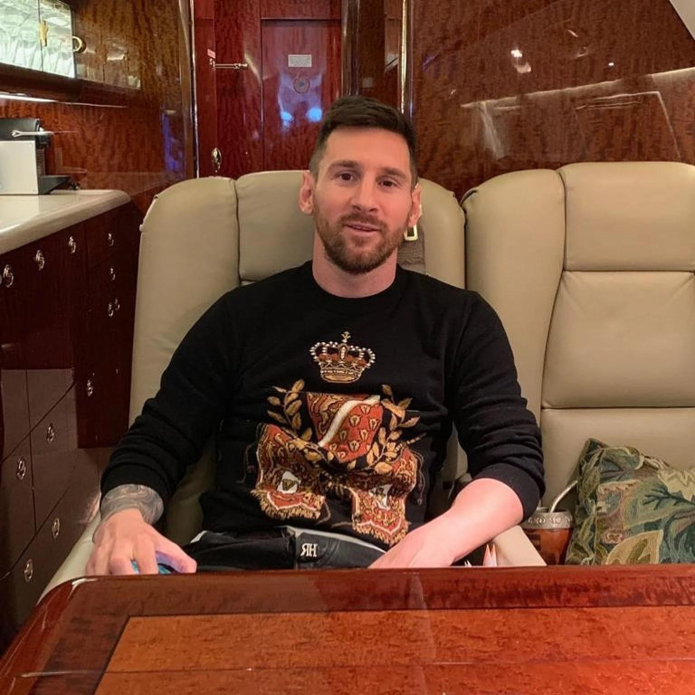 Messi đi du lịch bằng chuyên cơ 15 triệu USD. Ảnh: Instagram. Messi đi du lịch bằng chuyên cơ 15 triệu USD. Ảnh: Instagram.