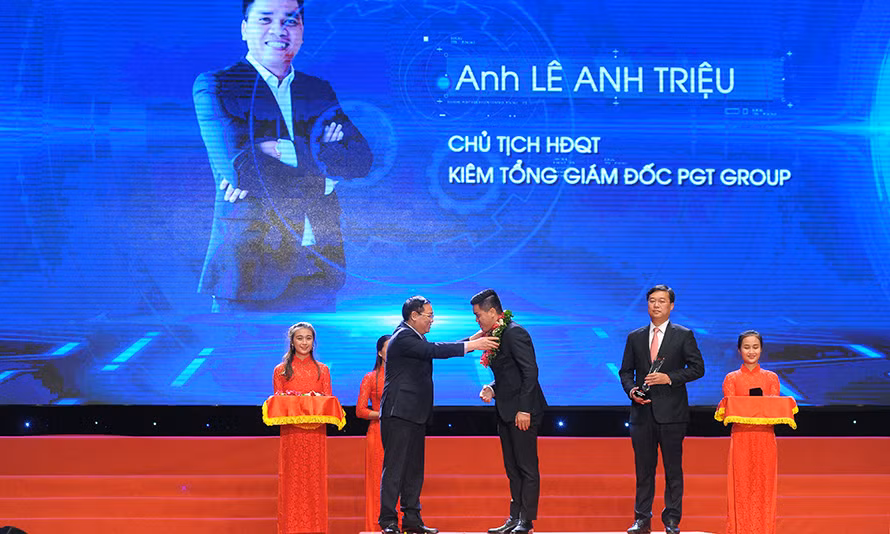 Toàn cảnh vinh danh 68 doanh nhân trẻ khởi nghiệp xuất sắc 2018 ảnh 5