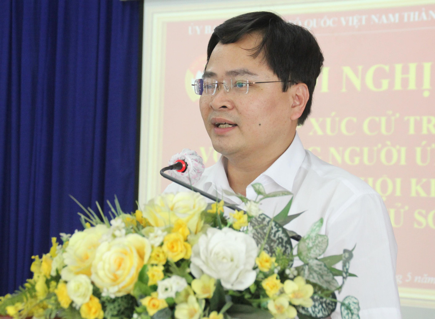 Anh Nguyễn Anh Tuấn chia sẻ với cử tri TP. Thủ Đức Anh Nguyễn Anh Tuấn chia sẻ với cử tri TP. Thủ Đức