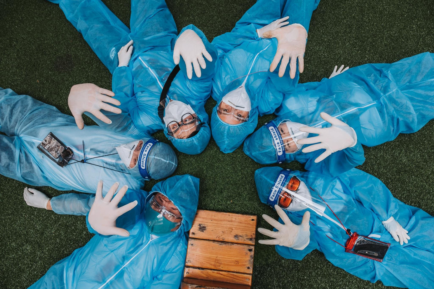 MC Quỳnh Hoa cho biết, đến nay đã có khoảng 130 nghệ sỹ tham gia chung sức trong các hoạt động hỗ trợ chống dịch suốt thời gian qua (Ảnh: Thái Hiền)