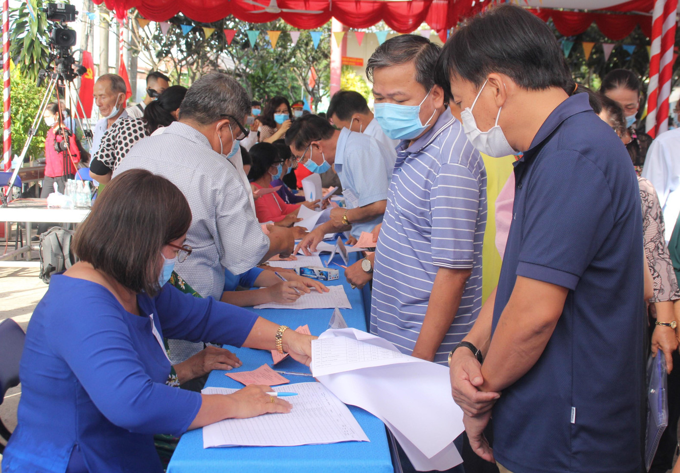 Toàn thị trấn Củ Chi có tổng cộng 10 điểm bầu cử với tổng số 15.371 cử tri tham gia bỏ phiếu.