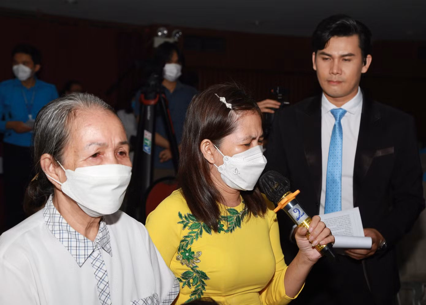 Mỗi hoàn cảnh gia đình là một câu chuyện về lòng hiếu thuận gây xúc động lòng người.