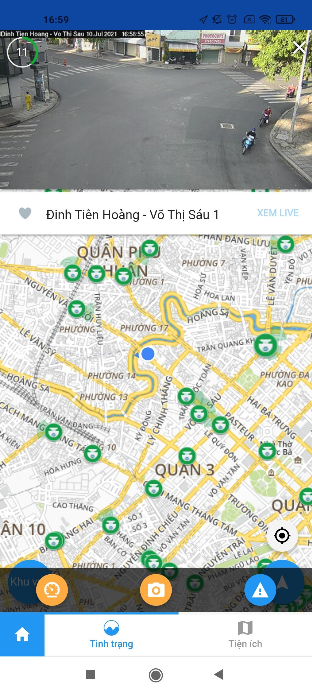Với ứng dụng này, khi người dùng click vào từng &quot;mắt thần&quot; trên bản đồ (bên dưới), màn hình bên trên sẽ xuất hiện khu vực giao thông tương ứng. Trong ảnh: mật độ lưu thông thông thoáng tại giao lộ Đinh Tiên Hoàng - Võ Thị Sáu (quận 1) tại thời điểm 16h59 ngày 10/7.
