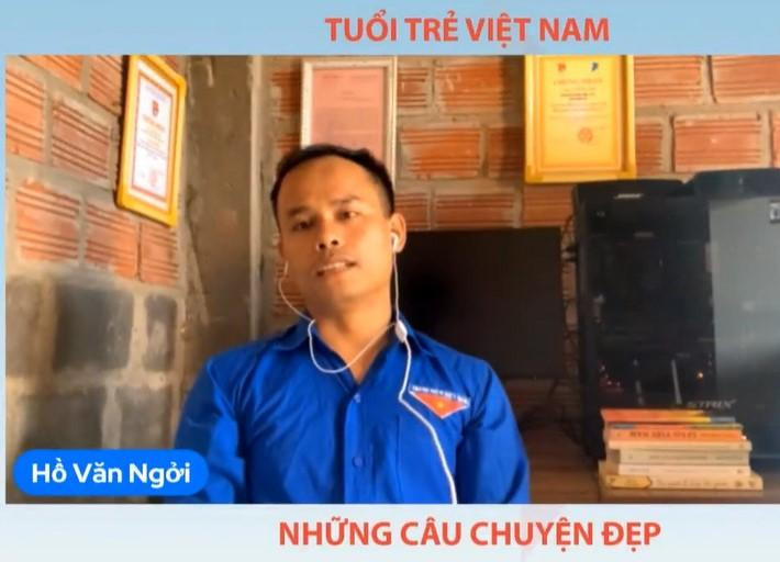 Hồ Văn Ngởi, đoàn viên Chi đoàn thôn A Môr (xã Lìa, huyện Hướng Hóa, tỉnh Quảng Trị) tham gia chương trình giao lưu trực tuyến - Ảnh chụp màn hình. Hồ Văn Ngởi, đoàn viên Chi đoàn thôn A Môr (xã Lìa, huyện Hướng Hóa, tỉnh Quảng Trị) tham gia chương trình giao lưu trực tuyến - Ảnh chụp màn hình.