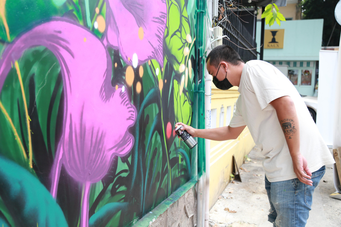 Suby One hoàn thiện bức tranh của mình trong ngày 11/12.