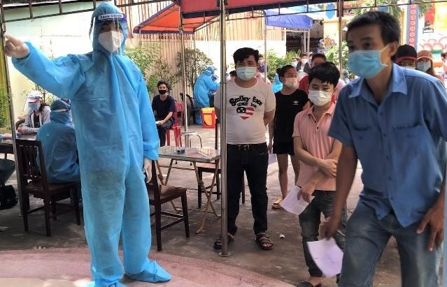 Khang Bình tham gia điều phối tiêm vắc xin ở TP. Thủ Đức.