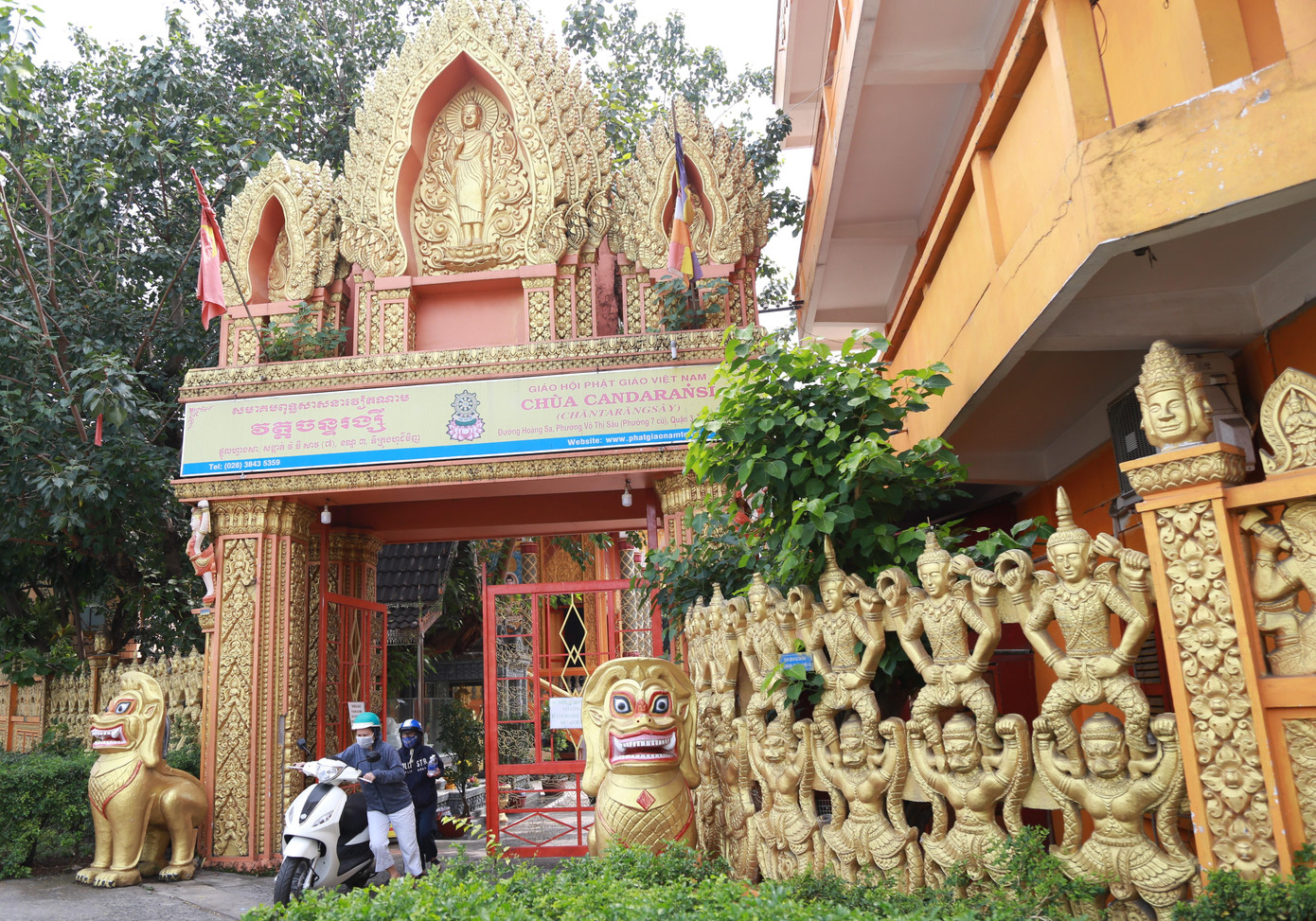 Chùa Chantarangsay hay còn gọi là chùa Candaransi, tọa lạc ở đường Hoàng Sa thuộc phường 7 cũ, nay là phường Võ Thị Sáu, quận 3, TPHCM. Đây là ngôi chùa thuộc hệ phái Phật giáo Nam tông, đặc trưng trong văn hóa tín ngưỡng của người Khmer Tây Nam bộ.