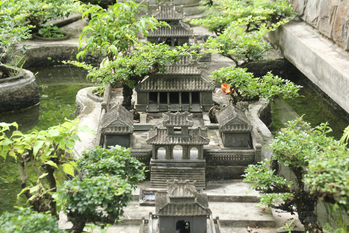 Vị tiến sỹ dành 7 năm phục dựng kinh thành Huế trên đất Sài thành ảnh 12