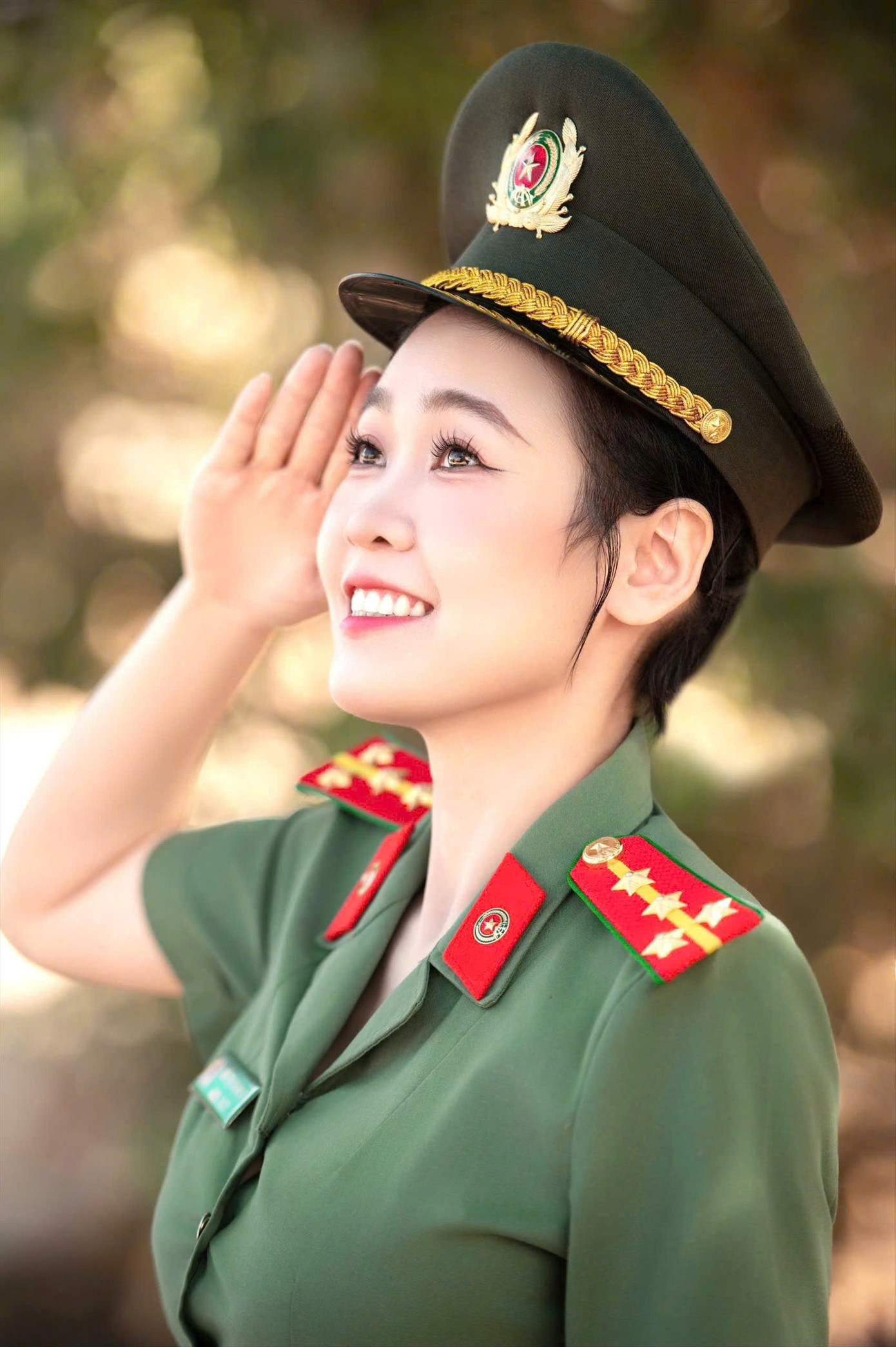 Chân dung đại úy Hồ Thị Khánh Vi.