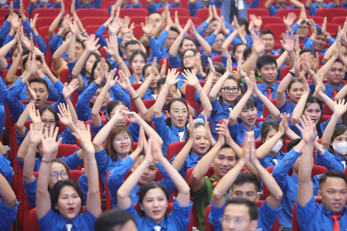 Bạn trẻ tham gia tích cực hoạt động cộng đồng, tình nguyện sẽ có những trải nghiệm quý giá để trưởng thành.