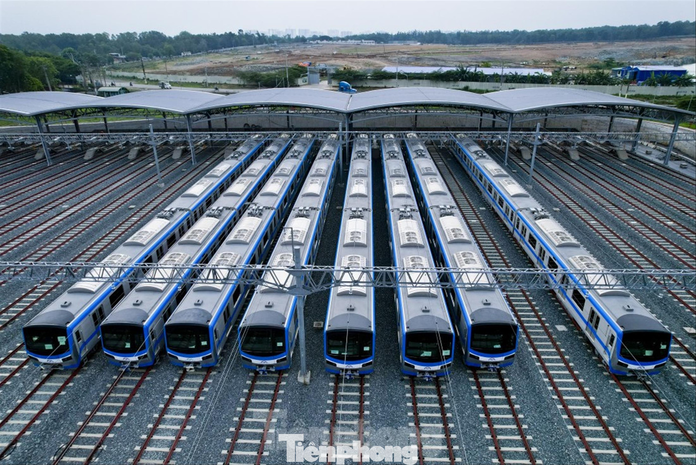 Việc triển khai dự án đường sắt đô thị Bến Thành - Suối Tiên gặp nhiều khó khăn, vướng mắc dẫn đến “đội vốn” và trễ hẹn hoàn thành nhiều lần. Việc triển khai dự án đường sắt đô thị Bến Thành - Suối Tiên gặp nhiều khó khăn, vướng mắc dẫn đến “đội vốn” và trễ hẹn hoàn thành nhiều lần.