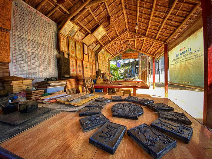 Bản khắc tranh làng Sình