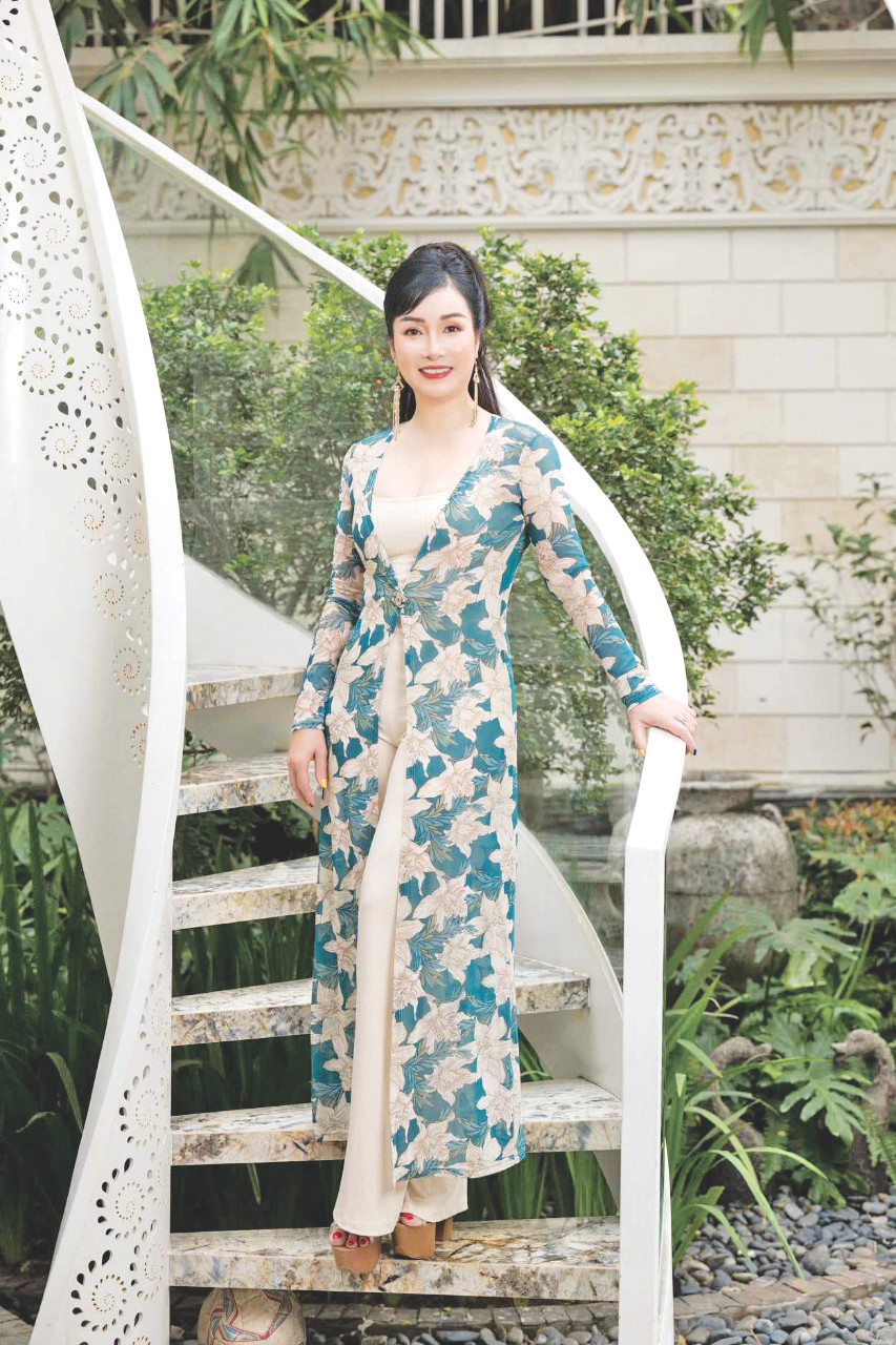 Hoa hậu Bùi Bích Phương