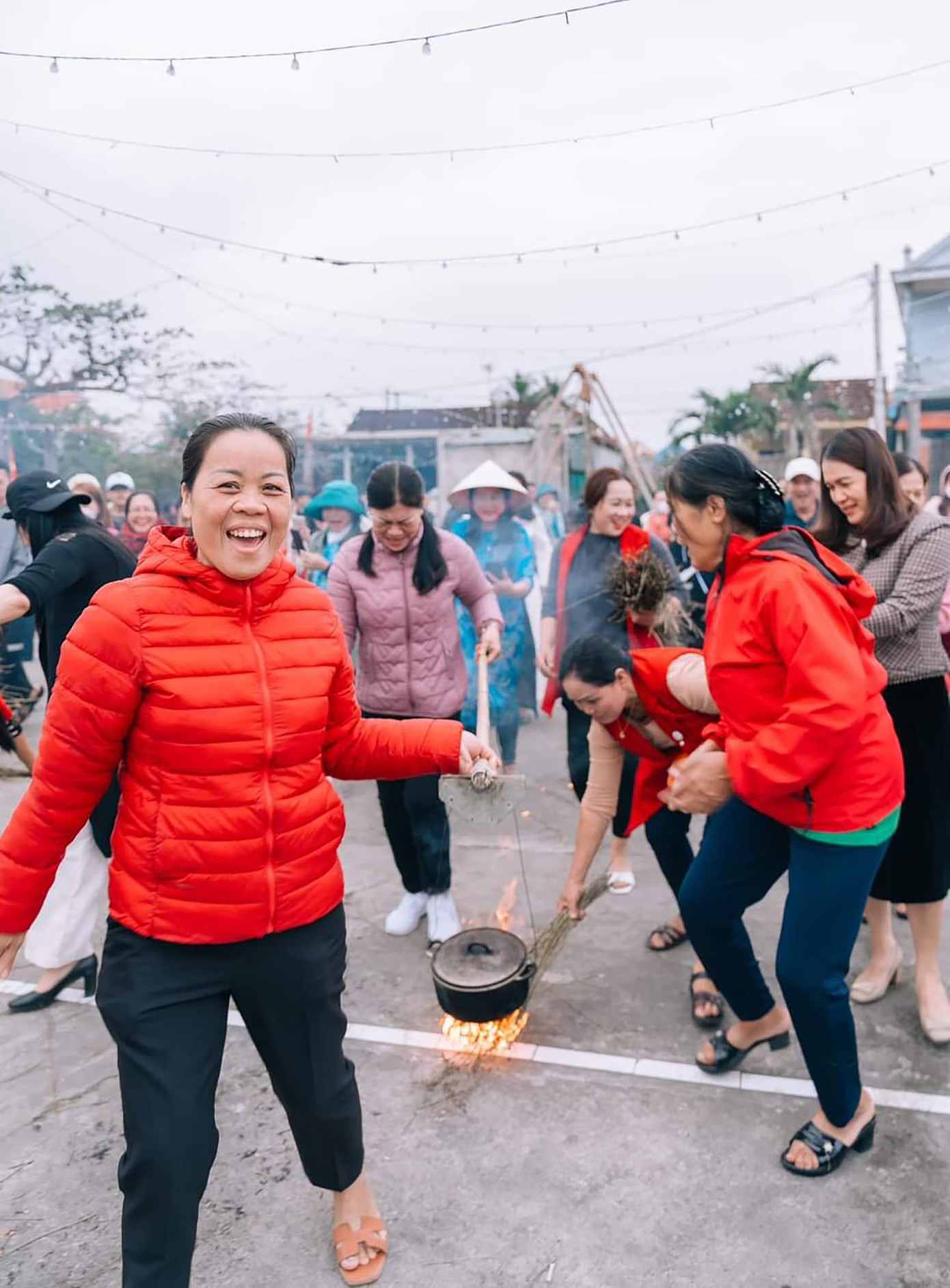 Hội thi nấu cơm cần mang lại nhiều tiếng cười sảng khoái