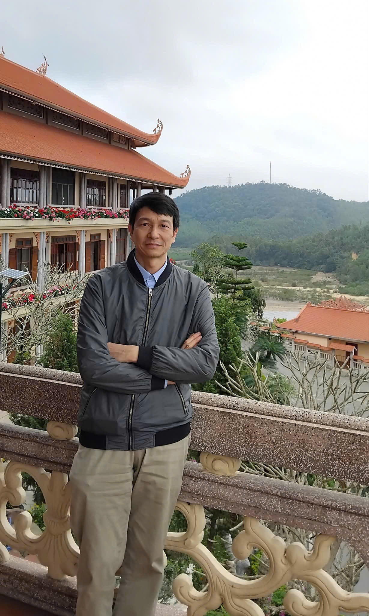 Dịch giả Châu Hải Đường Dịch giả Châu Hải Đường