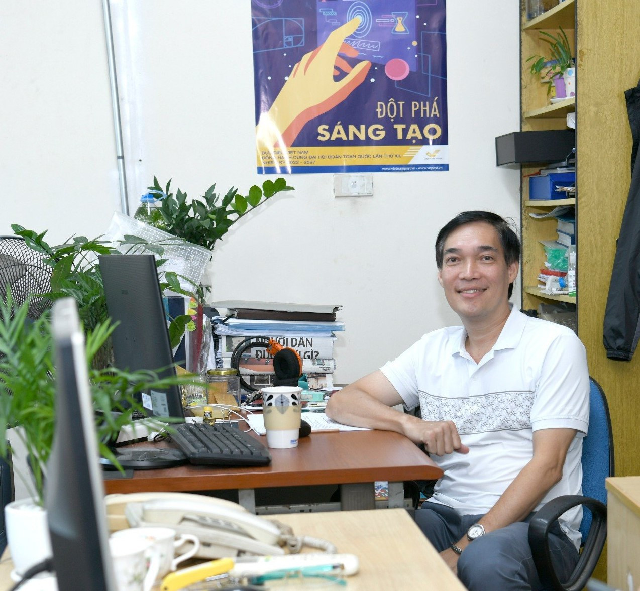 Góc làm việc quen thuộc tại tòa soạn số 15 Hồ Xuân Hương, Hà Nội