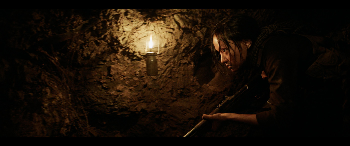 Ba Hương - vai diễn ra mắt ấn tượng của người mẫu Hồ Thu Anh. Ảnh: Đoàn làm phim cung cấp Ba Hương - vai diễn ra mắt ấn tượng của người mẫu Hồ Thu Anh. Ảnh: Đoàn làm phim cung cấp