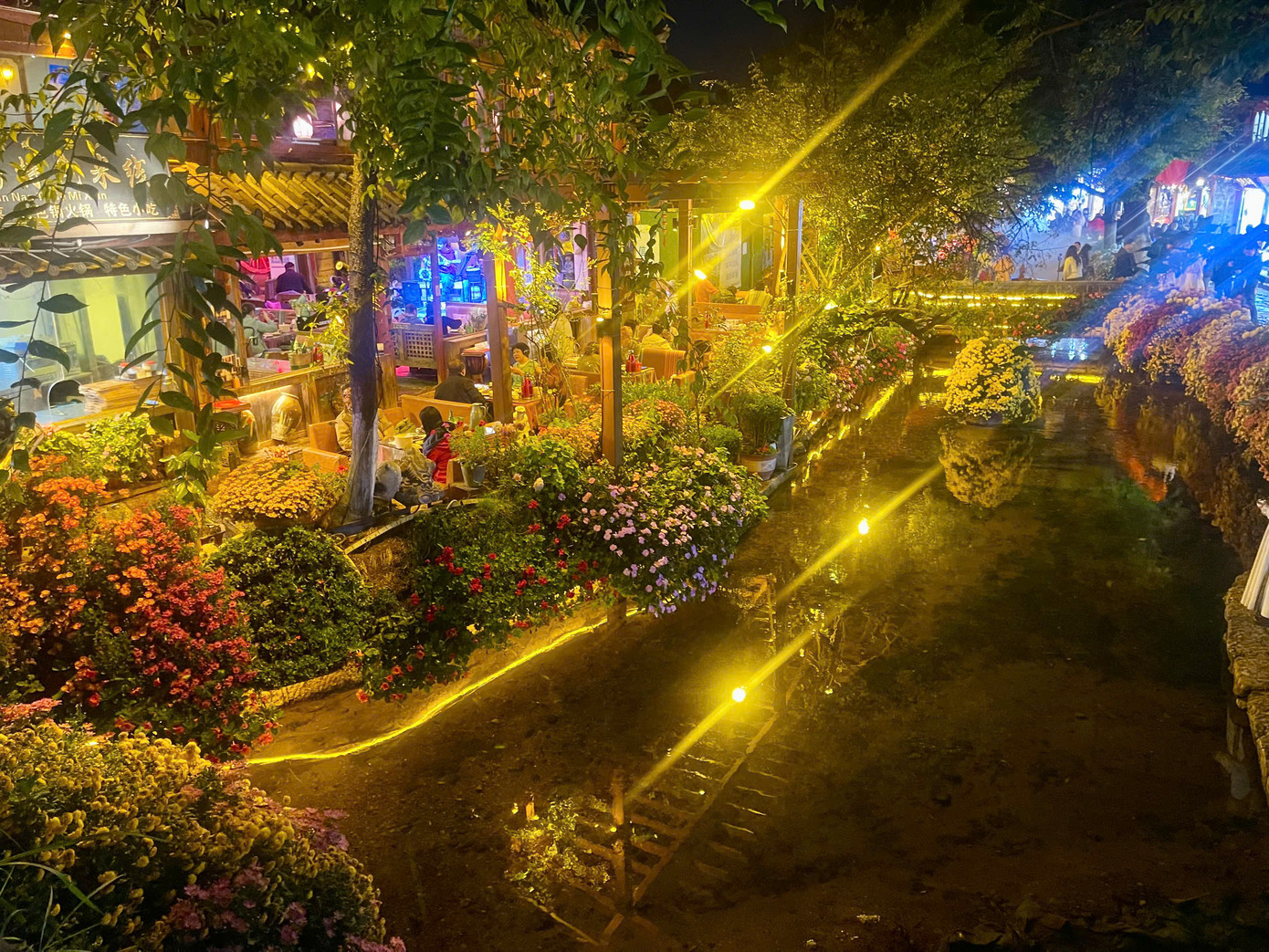 Lệ Giang về đêm lung linh, huyền ảo Lệ Giang về đêm lung linh, huyền ảo