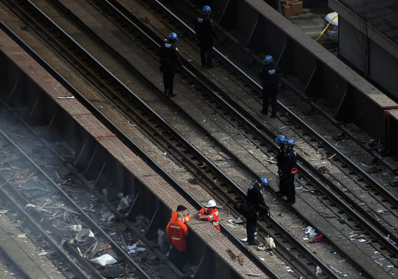 Nổ lớn ở New York, sập 2 tòa nhà, 2 người chết ảnh 3