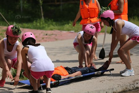 Bảo bối cho nữ cứu sinh chống 'yêu râu xanh' dưới nước ảnh 5