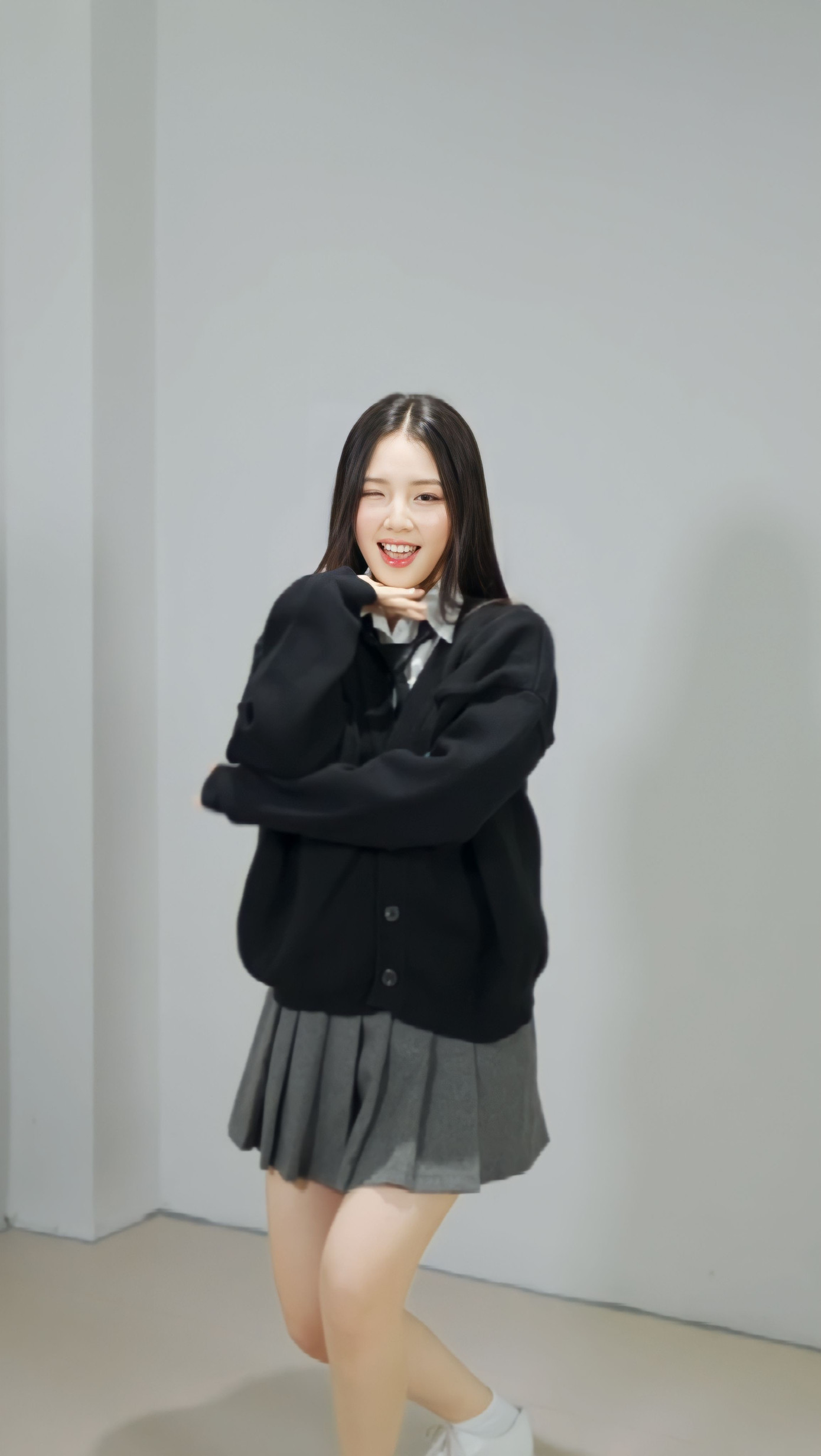 "Outfit học sinh" của AMEE